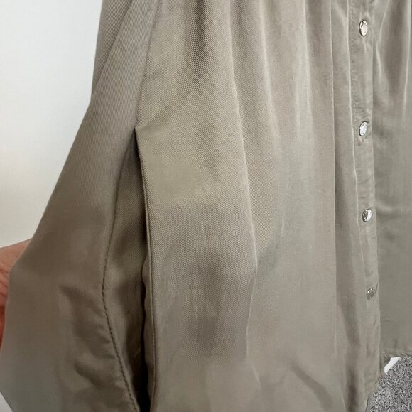 Michael Kors Pullover Shirt Dress in Light Olive Green, Size M - Picture 7 of 15